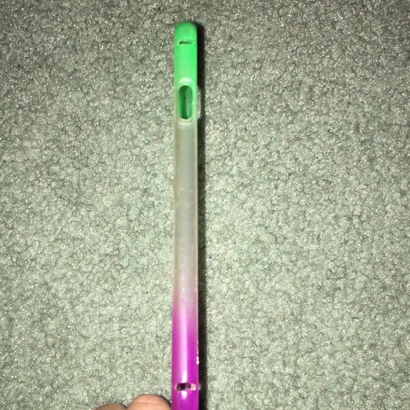 IPhone 6s Bumper Case - Picture 2 of 5